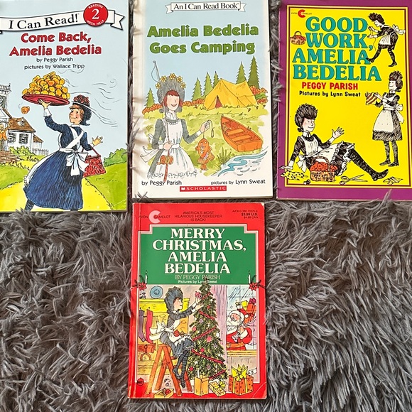 Amelia Bedelia Book Set for Kids - Picture 4 of 11